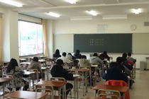 プレテストの様子(中学) プレテストの様子(中学)