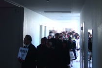 校内見学の様子