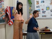 文化祭 留学生2名による「プレゼンテーション」を実施