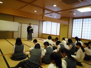 【高等部１年】日本学～能楽を学ぶ～