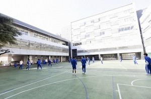 足立学園