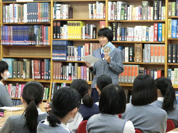 図書館で愛読書交換会