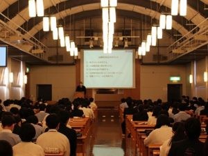 高校3年生対象　進路講演会