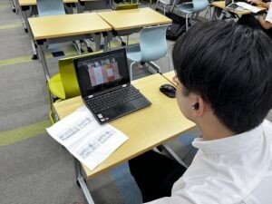 英語ディベート部と高校２年生有志がタイの高校生とオンライン交流を行いました