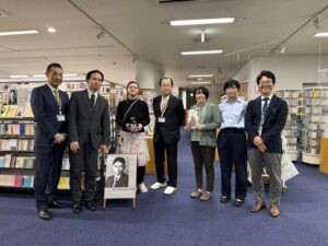 ドイツのテオヘスパース総合高校のブッヒャート先生が来校されました