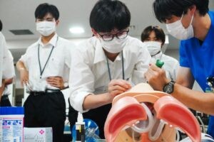 獨協医科大学との高大連携