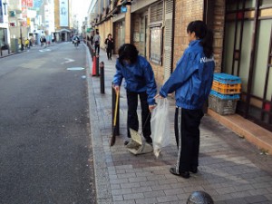 吉祥寺の街を清掃しました