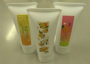 生徒が作ったハンドクリーム「citrusたちばな」販売中！