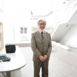 講義後の疲れを感じさせない石飛校長