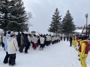 中学１・２年生スキー教室　１日目