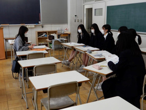 高2学年　　この春に卒業した先輩から受験体験を伺いました