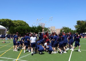 生徒会　　球技大会が開かれました