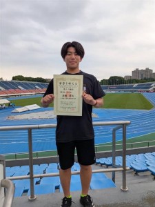 【高校陸上部】高2高階さん　砲丸投げで東京都1位！
