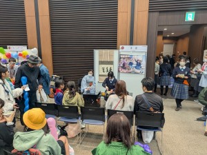 PXL_20251109_035618718