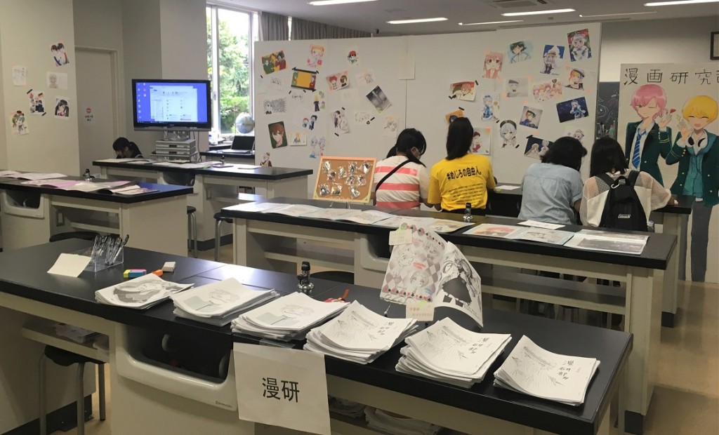 漫画研究部による展示