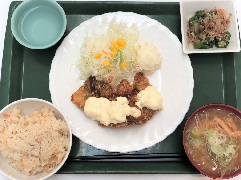 日替定食（肉）ミルフィーユカツ定食