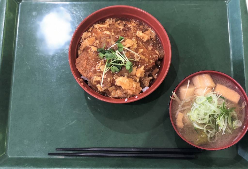 日替わり丼　あんかけかつ丼