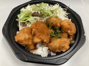 日替わり丼A(うま辛ソース唐揚丼)