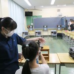 射撃部の射撃体験に大行列！