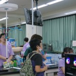 物理部は自作パーツやレゴで作ったロボットを展示