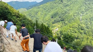 中学校のスタディツアー