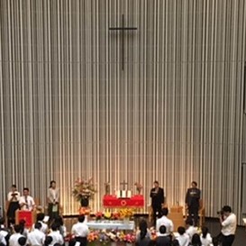 桜美林中学校・高等学校 中学校花の日礼拝