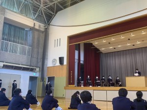 「新」生徒会役員選挙《立会演説会》学校を愛する気持ちを伝えたい！