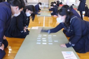 中学伝統行事 生徒会主催 第16回「百人一首大会」開催