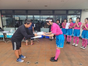【女子サッカー部】夏の高校生フットサル大会で優勝しました