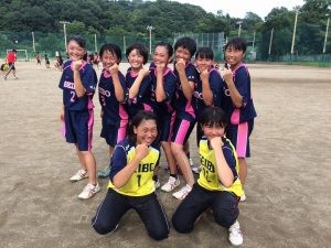 ハンドボール部女子 歴代初の地区大会制覇！