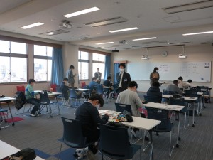 フューチャーセンターで実施された難関思考力入試の様子