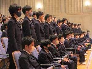 中学入学式、新入生呼名の様子