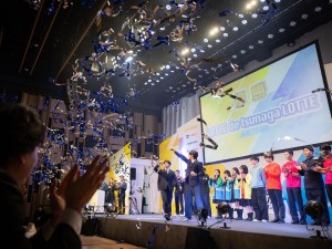 チーム名「ロッテで繋がろって」が響き渡った優勝発表