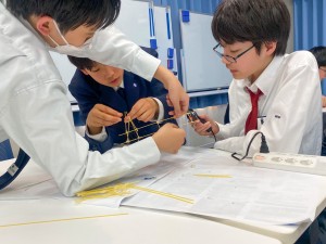 フューチャーセンターで行ったパスタブリッジワークショップ