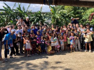 カラフナンの人々との交流