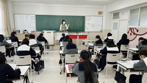 0411篠宮　生徒支援部　成人年齢変更について