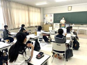 0823池谷　修学旅行しおり読み合わせ