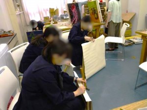 0424朝日　美術部