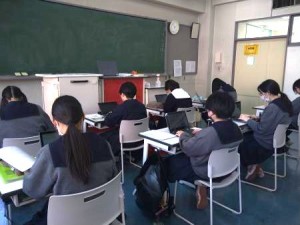 0206朝日　高2小論文