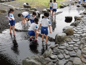 たんけんごっこ水遊び