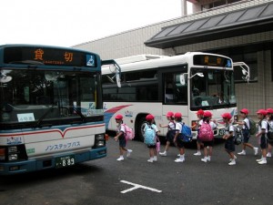 全校遠足01