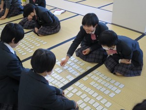 中等部の百人一首大会