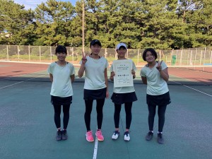 女子準優勝