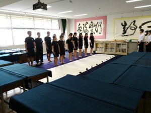 【部活動】付属中高アイスホッケー部の横断幕を作成【書道部】