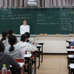R6J_3102