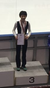 第72回都民体育大会フィギアスケート競技会３位入賞（8年生）