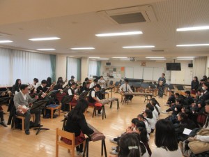 日本の音楽（三味線授業の発表：9年）