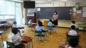 東星学園　大矢正則校長　カトリック　ミッション　男女　学校再開～1年生・あさがおの観察～(3)