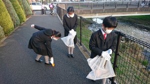 清瀬　私立　小学校　東星学園 大矢正則校長 今月の児童ボランティア活動(2)