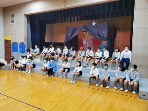 カトリック　ミッション　男女　東星学園　大矢正則校長　聖劇練習の様子(1)